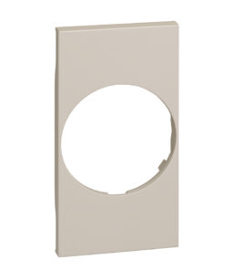 Tecla enchufe schuko sand Bticino Living Now KM04