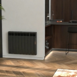 Ejemplo de montaje en pared de emisor Eoniq negro